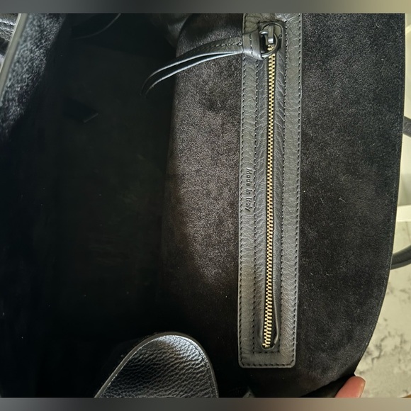 Celine Phantom Medium Luggage Tote - Picture 8 of 10